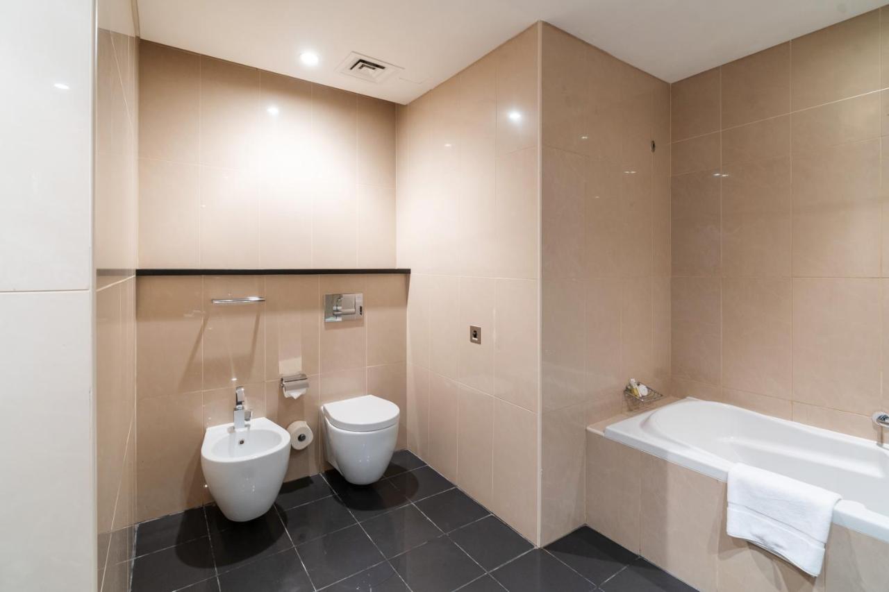 Royal Club By Rvhr, Bonnington Residential Tower - Jlt Apartment ดูไบ ภายนอก รูปภาพ
