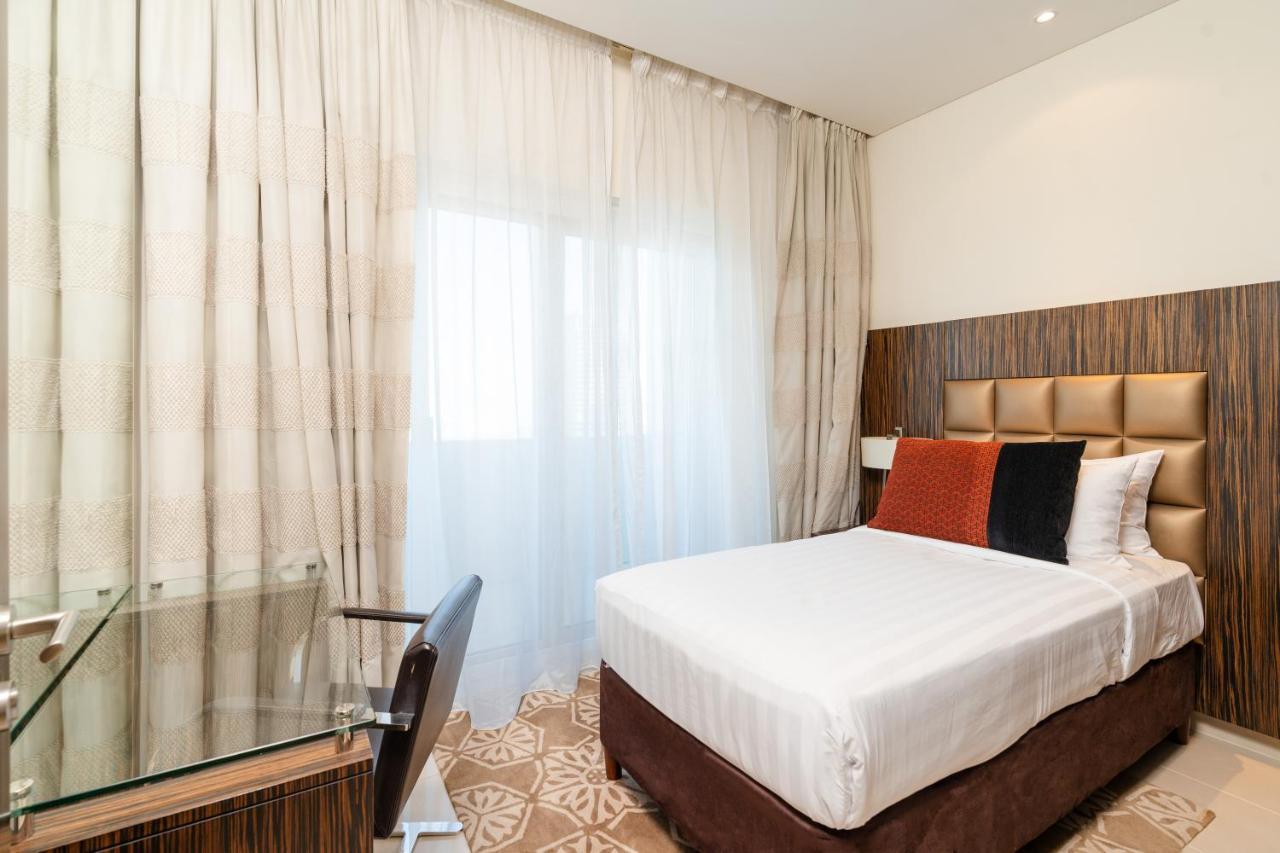 Royal Club By Rvhr, Bonnington Residential Tower - Jlt Apartment ดูไบ ภายนอก รูปภาพ