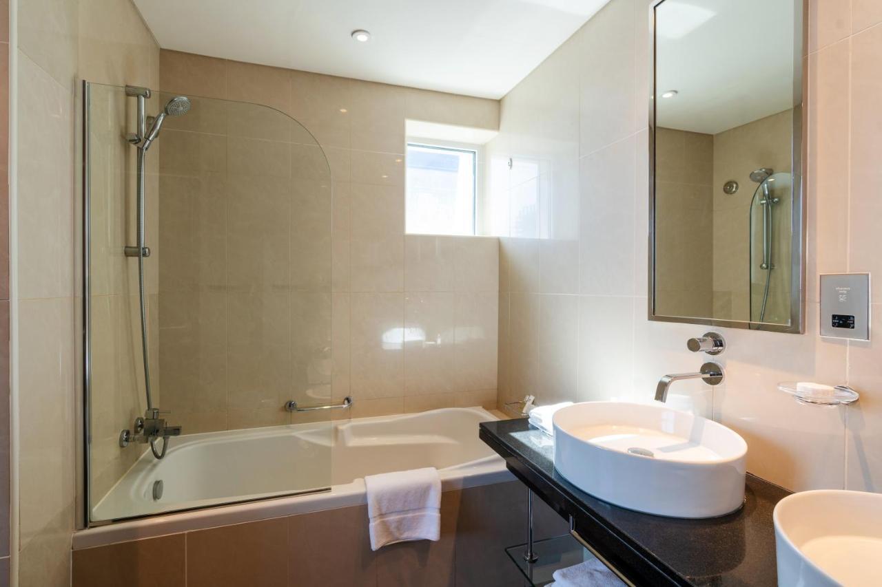 Royal Club By Rvhr, Bonnington Residential Tower - Jlt Apartment ดูไบ ภายนอก รูปภาพ